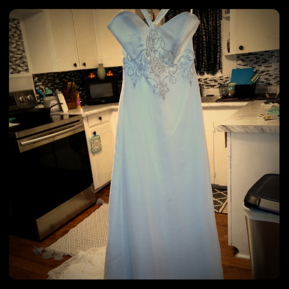 Size 6 wedding gown